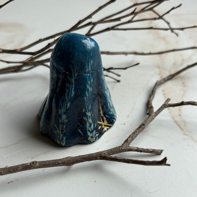 Clay Ghostie, blue floral