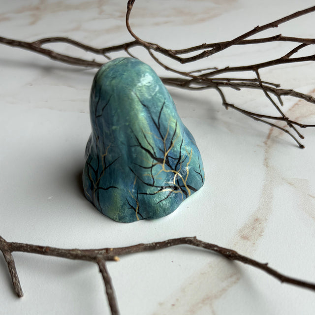 Clay Ghostie, green branches