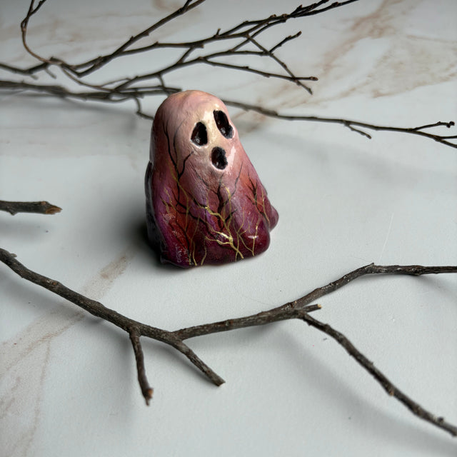 Clay Ghostie, amber branches